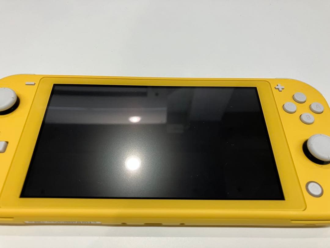 美品！Nintendo Switch Lite イエロー