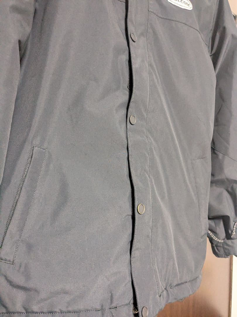 VOLCOM　キッズ　ジュニア　スノーボードウェア　ジャケット