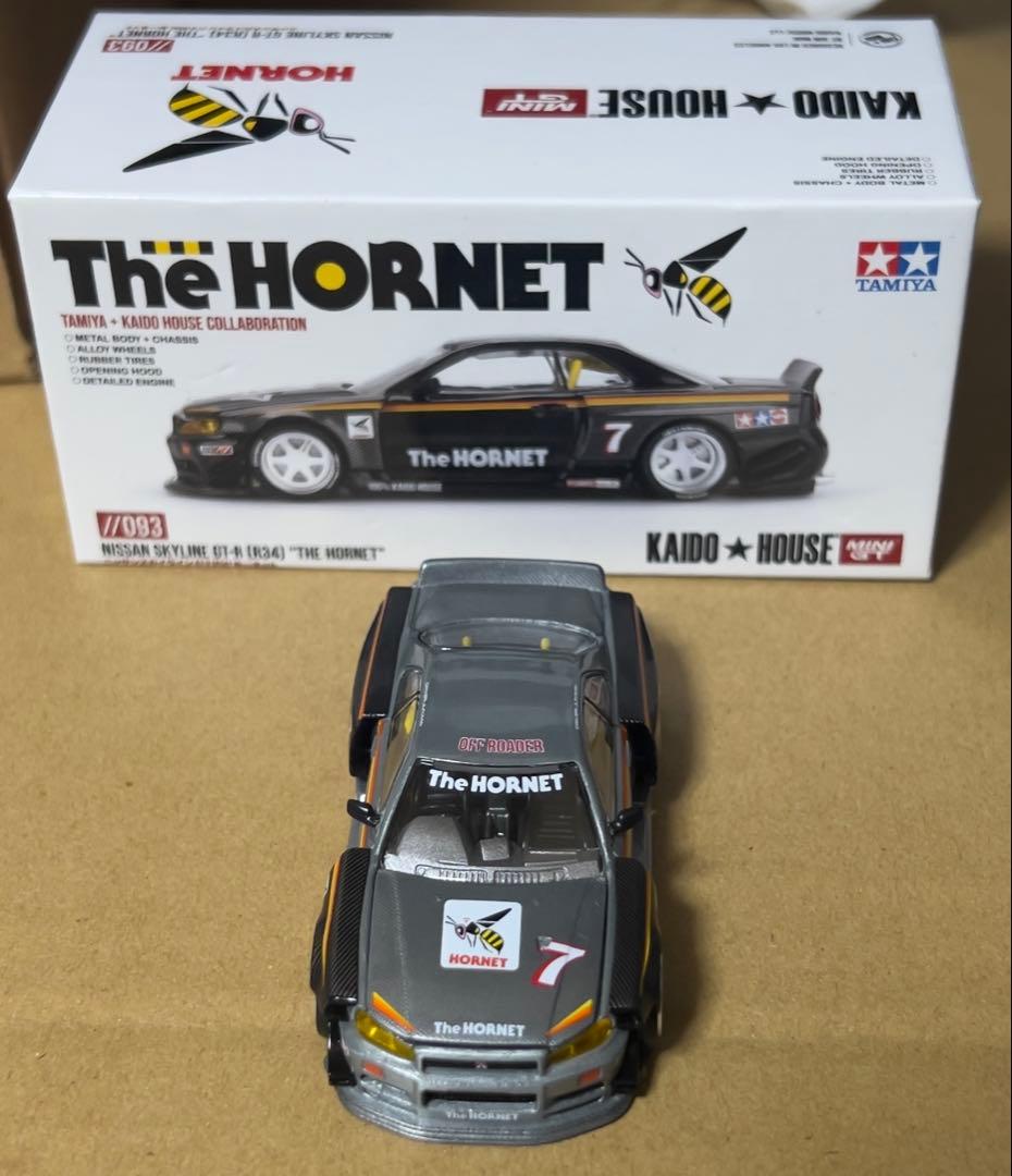 MiniGT 街道ハウス R34 The Hornet チェイス
