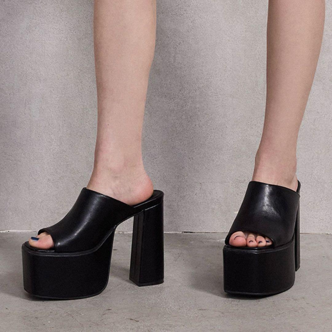 【美品】GYDA チャンキーサンダル