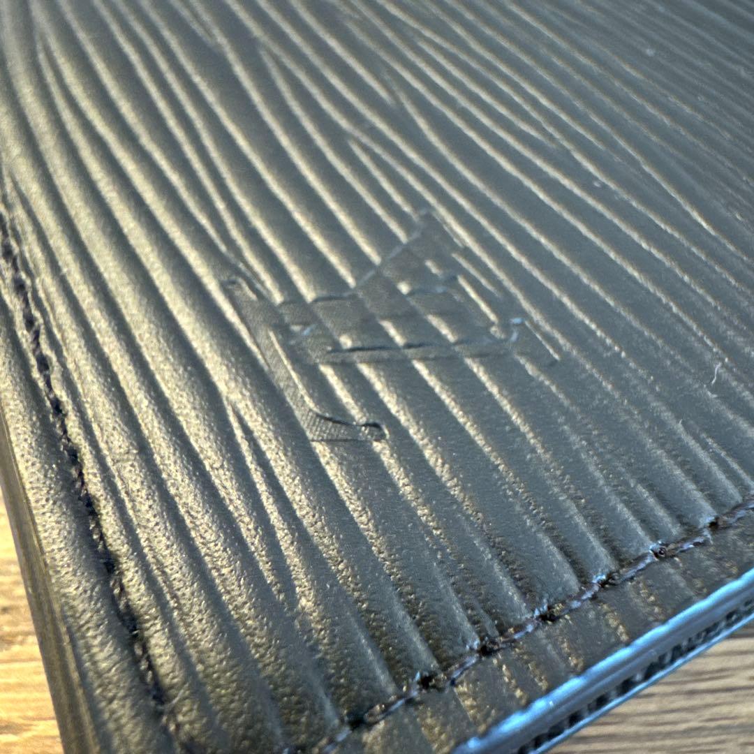 極美品 鑑定OK! LOUIS VUITTON 名刺入れ エピ 未使用 正規品