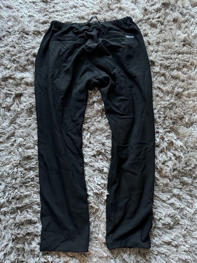 グラミチ Gramicci 黒 パンツ 防寒