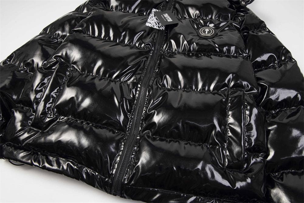 光沢黒フード付きダウンジャケット S