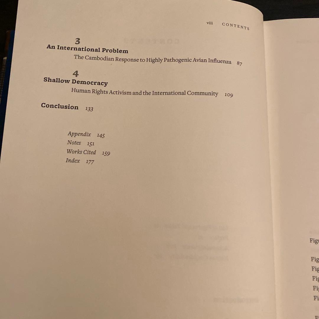 洋書 Aid dependence in Cambodia