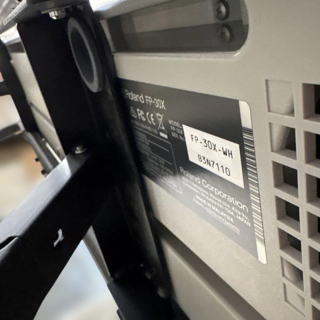 美品　ROLAND　FP-30X WH　21年製　電子ピアノ　台　チェア　セット