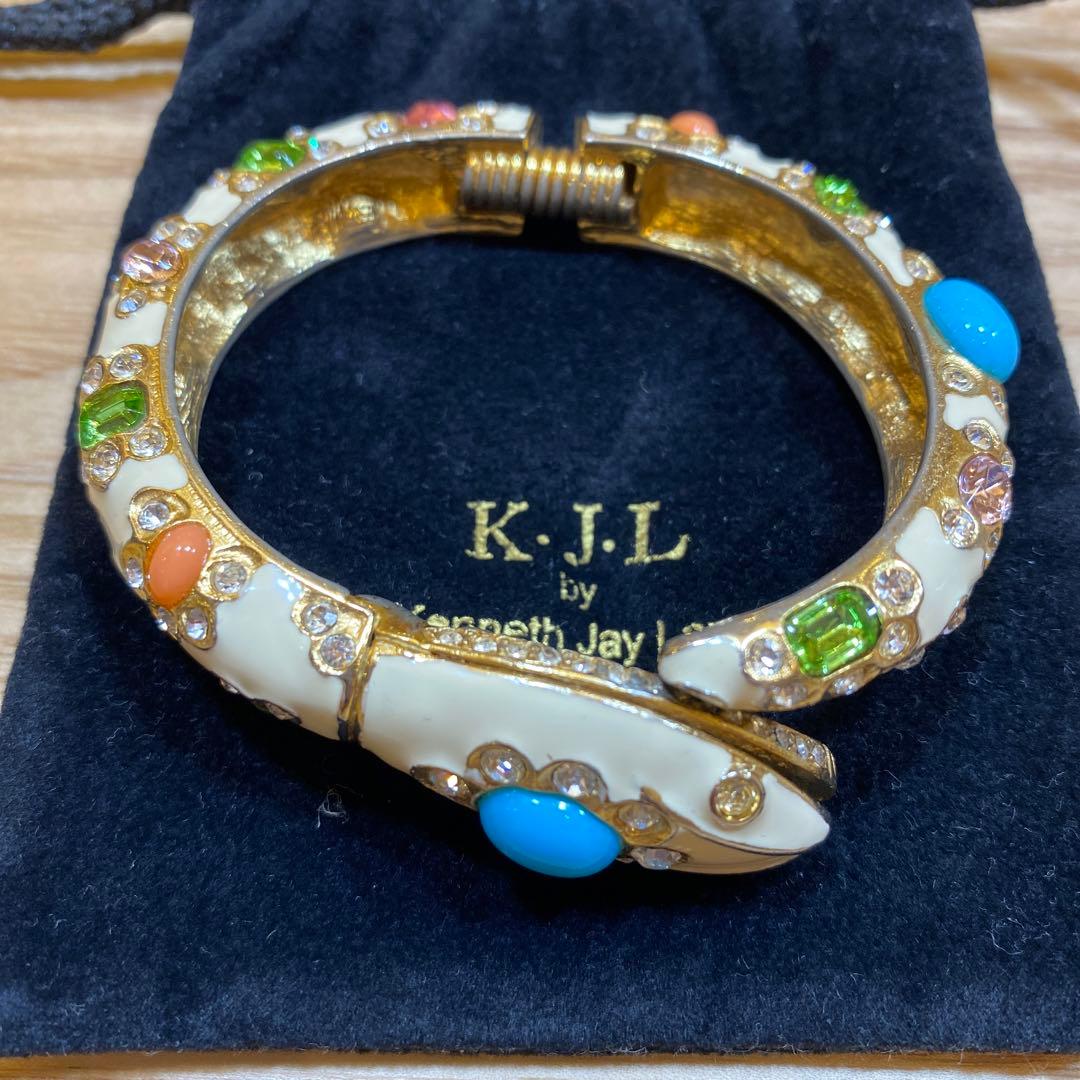 K.J.L バングル ホワイト 花柄カラーストーン　スネーク
