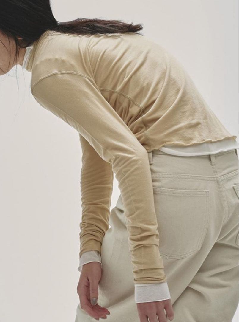 （新品）TODAYFULクリーム色 パウダリータートルトップス