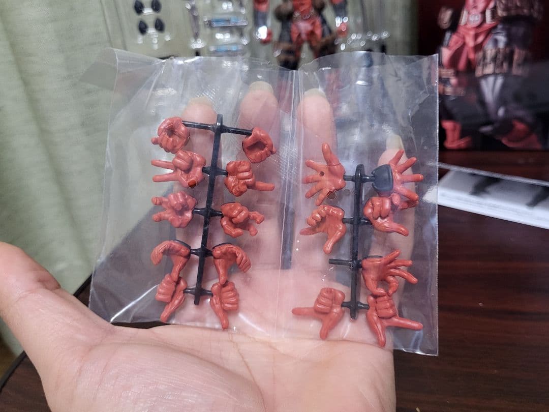 Revoltech デッドプール Ver.2 フィギュア