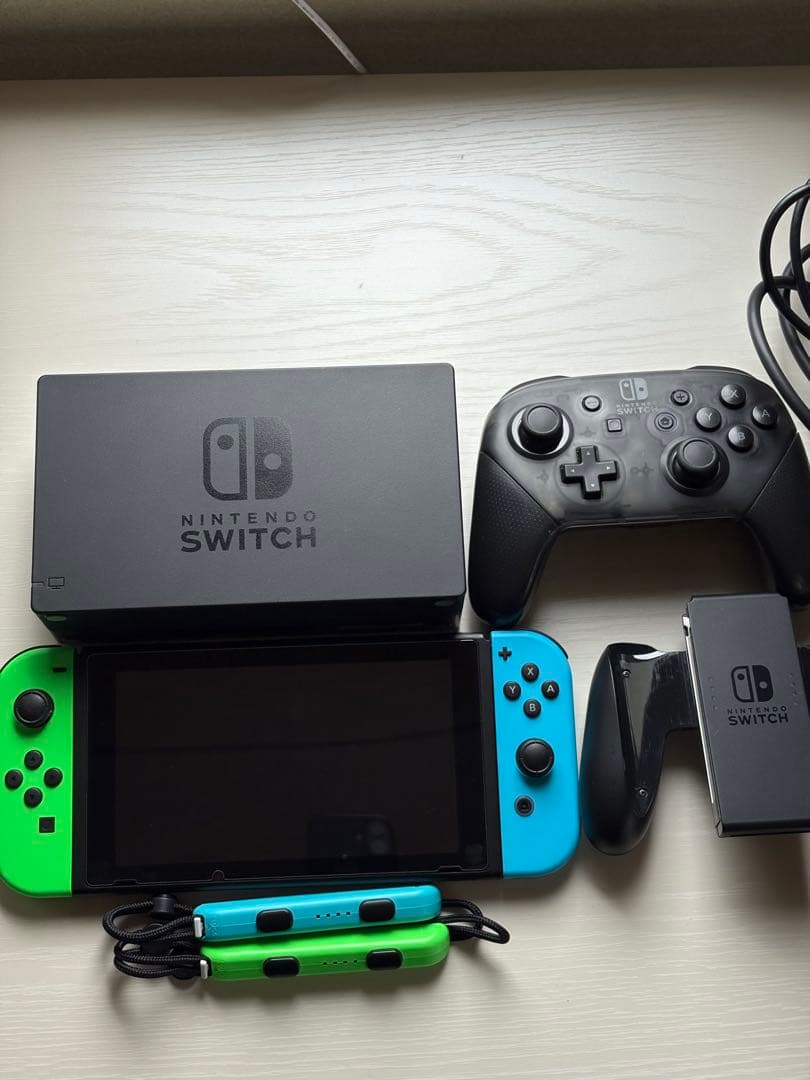 Nintendo Switch プロコン・SD付
