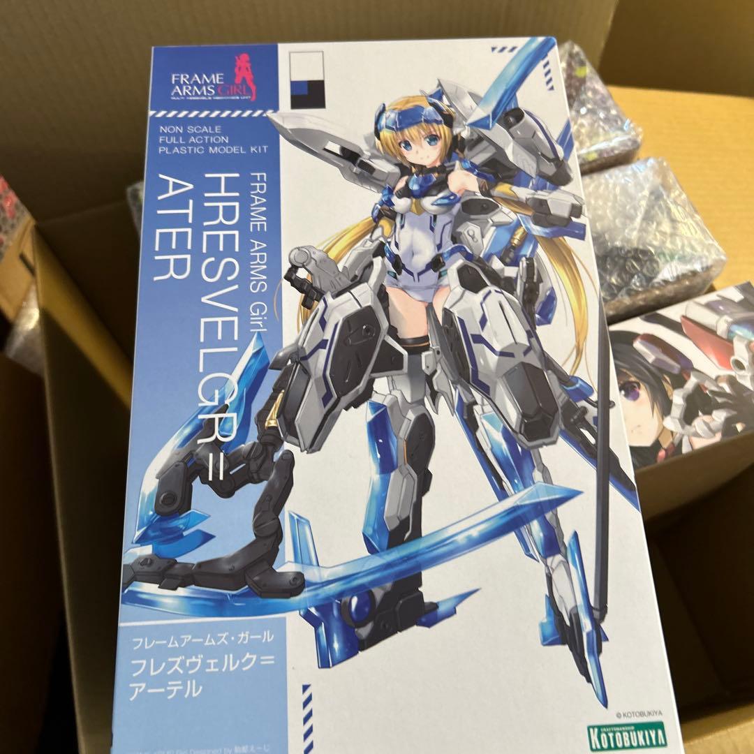 コトブキヤ　美プラ　詰め合わせ　メガミデバイス　フレームアームズ・ガール