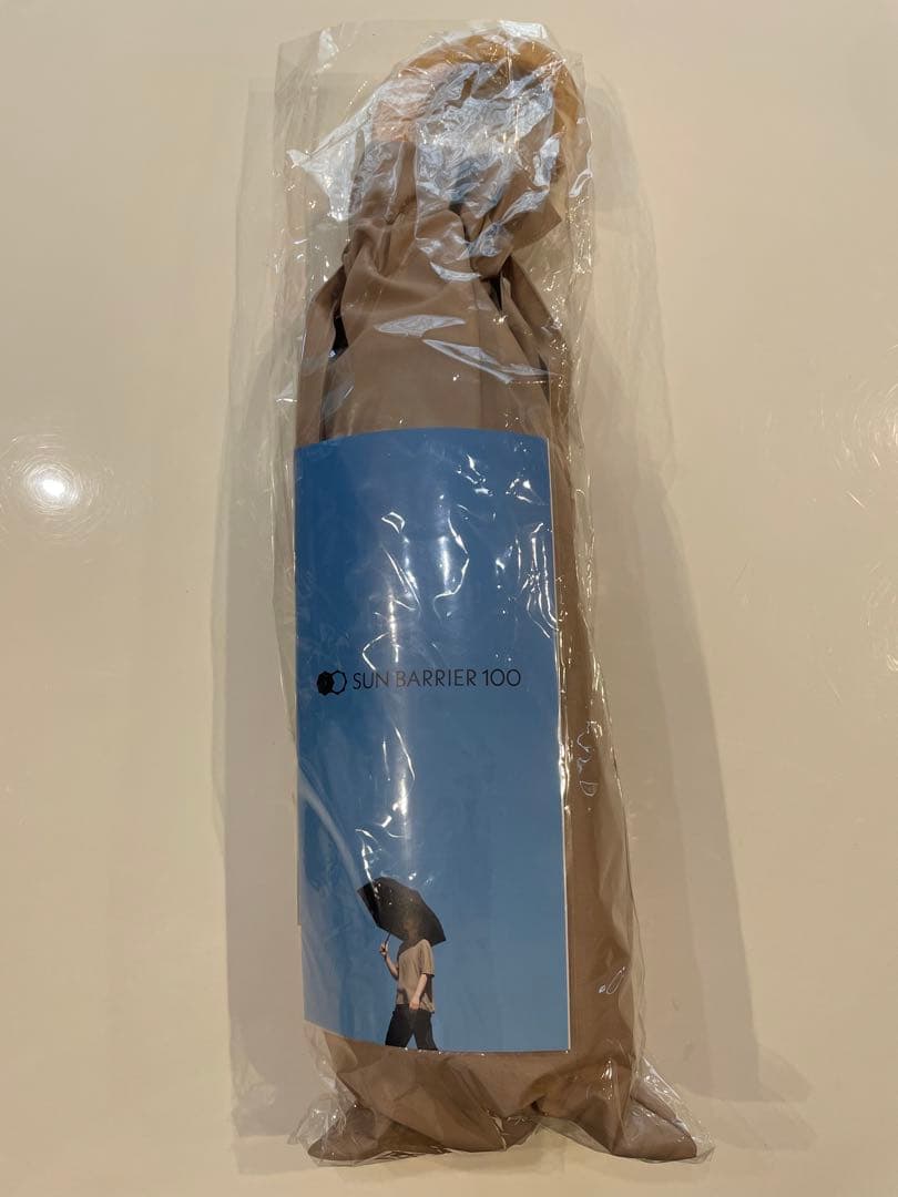 【新品未使用】サンバリア100　折りたたみ日傘 ２段折 フリル ピンク