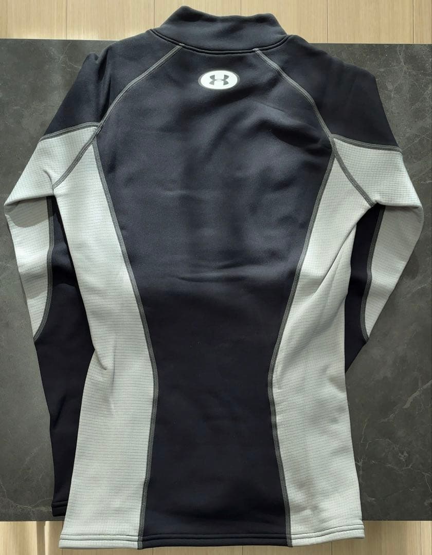 アンダーアーマー コールドギア 上下セット 新品・未使用