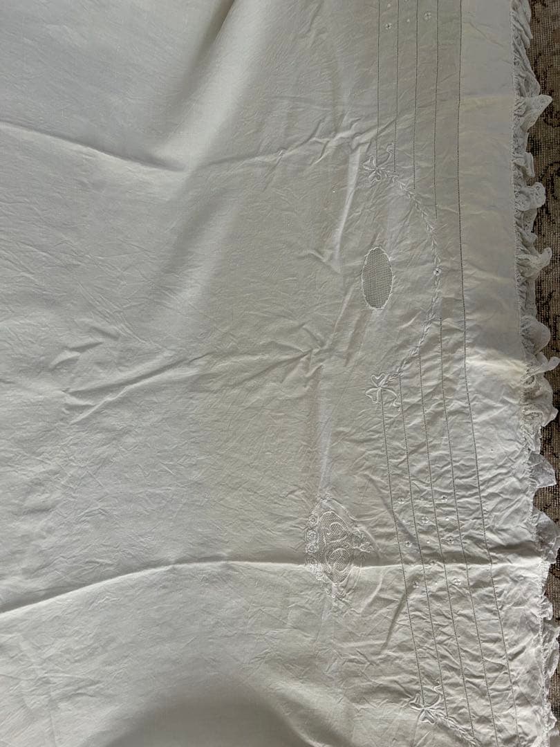 フランスアンティークリネンクロス✴︎大判 モノグラム刺繍✴︎ベッド.ソファーカバー