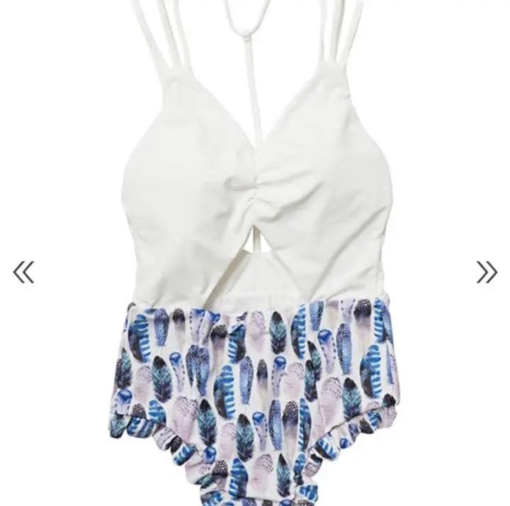 alexiastam フェザー ビキニ