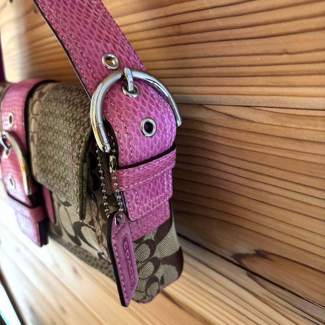 COACH シグネチャー NC05Q 3689