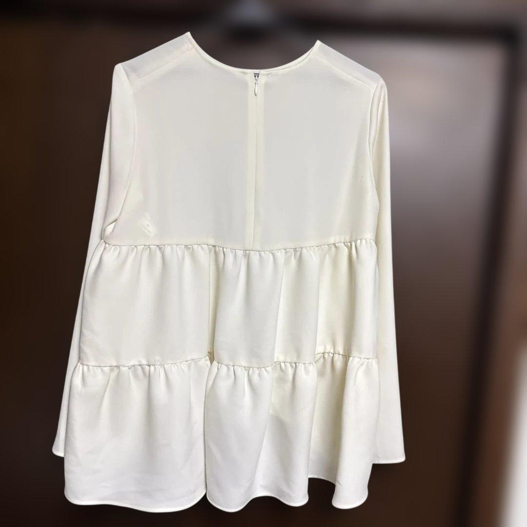 美品 YOKO CHAN ホワイト ティアード長袖シャツ