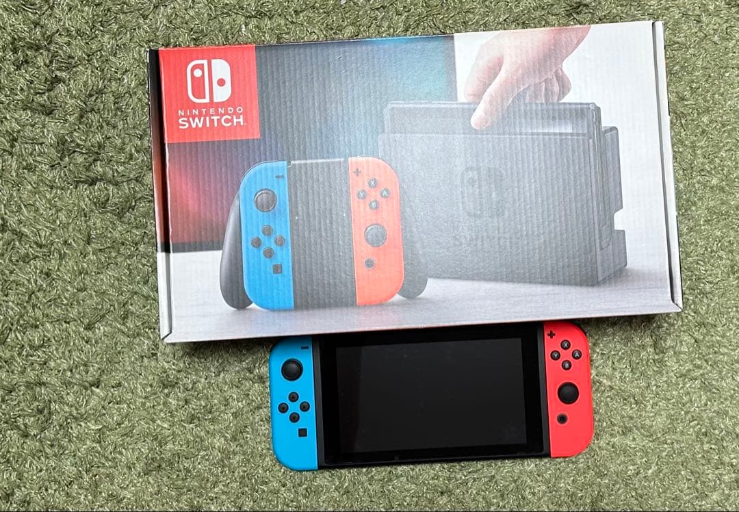 美品！任天堂Switch本体➕おまけ