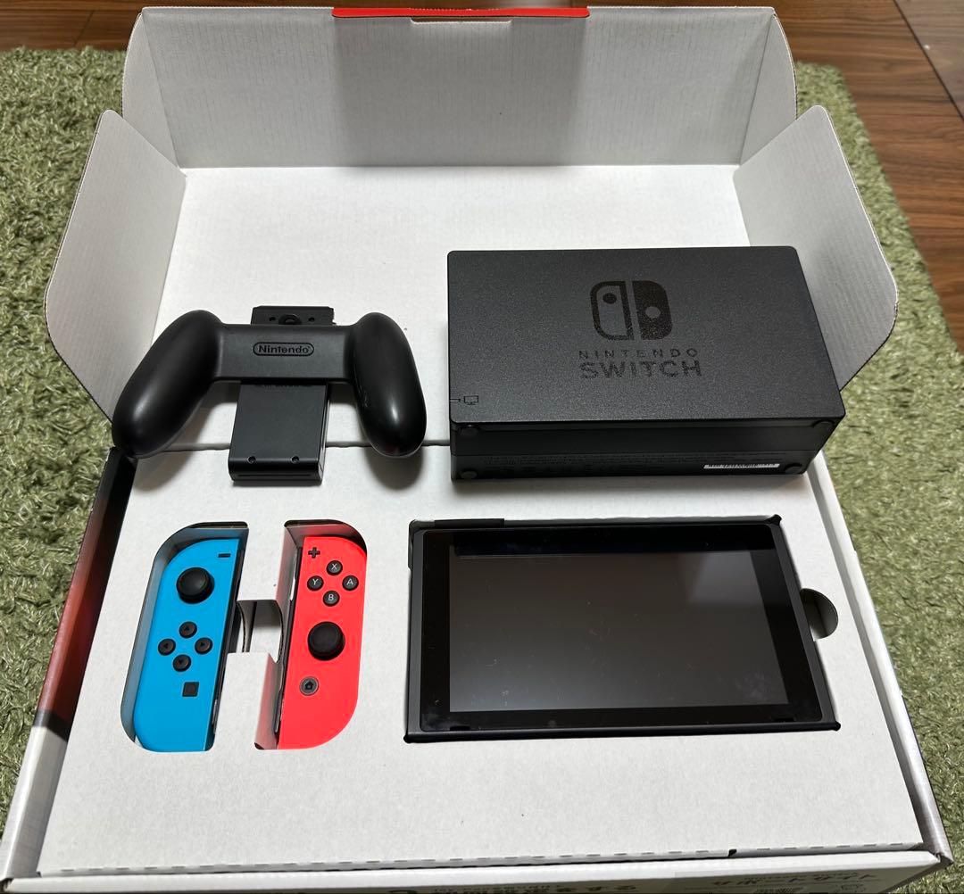 美品！任天堂Switch本体➕おまけ