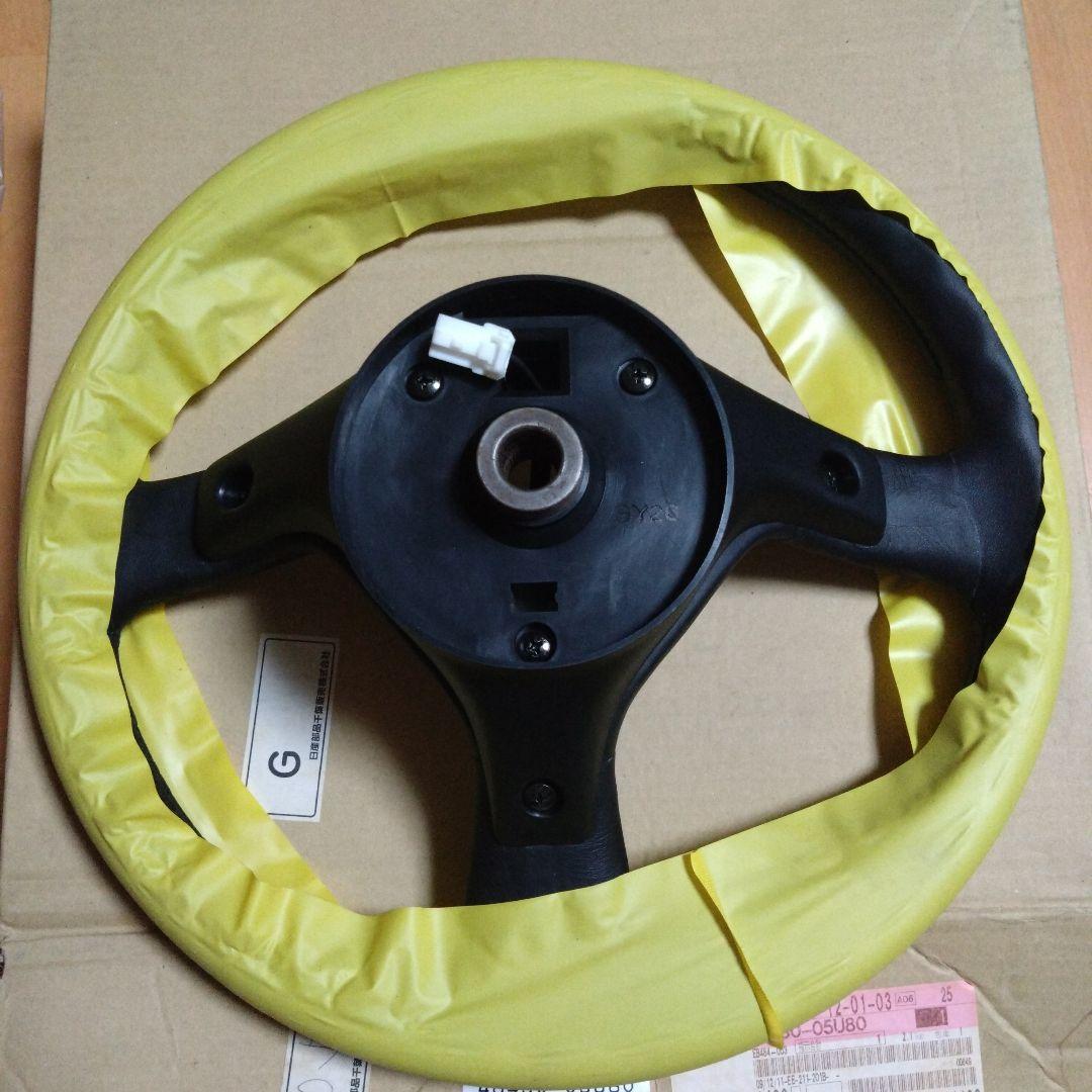 32GTR純正ステアリング