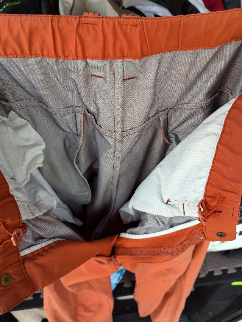 PEARLY GATES オレンジパンツ