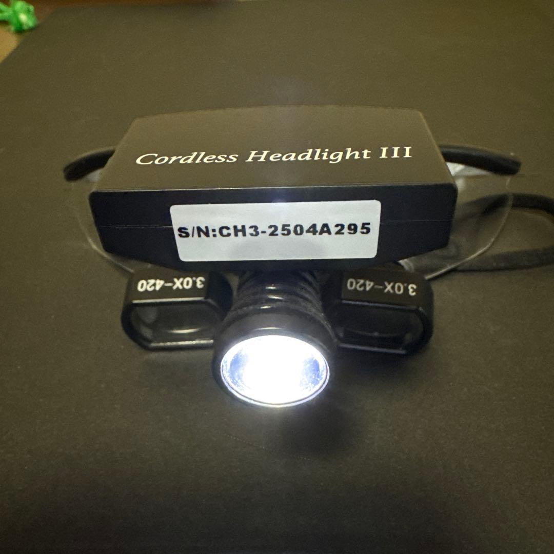 ガレリアンルーペ、コードレスライト　日本歯科商社