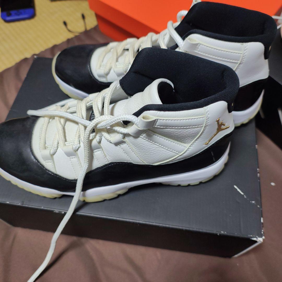 Jordan エア ジョーダン 11 ホワイト/ブラック