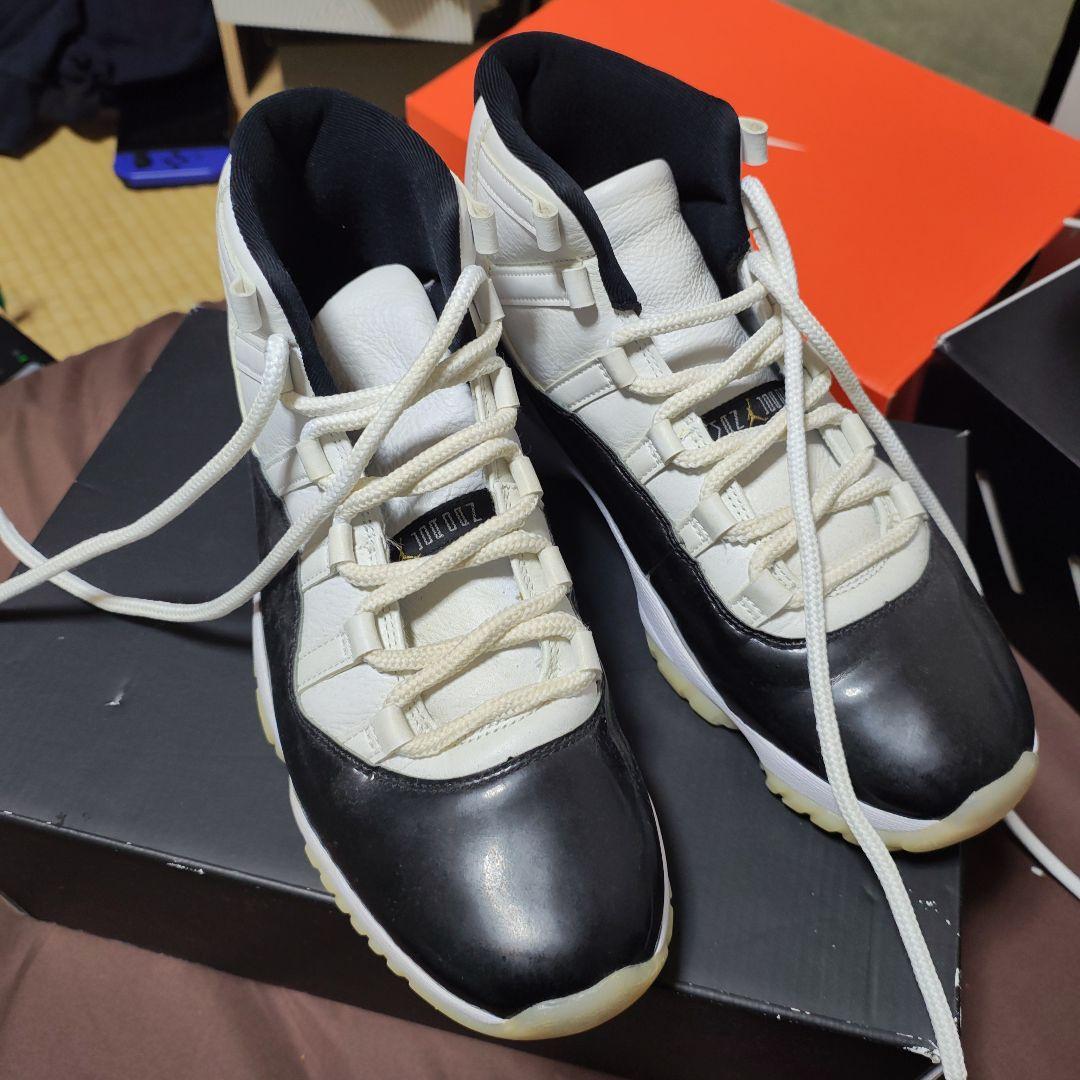 Jordan エア ジョーダン 11 ホワイト/ブラック