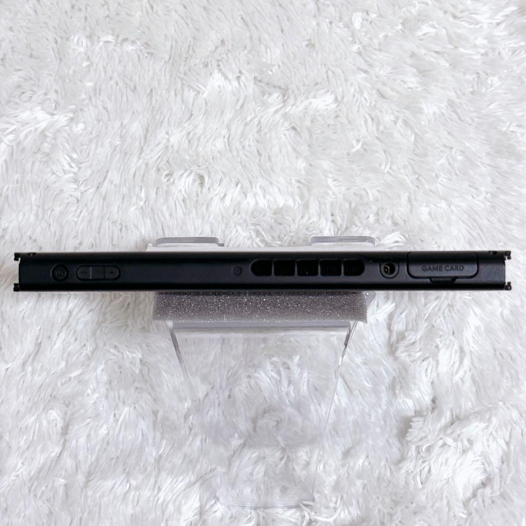 極美品✨ Nintendo Switch バッテリー強化版 本体のみ 2019年