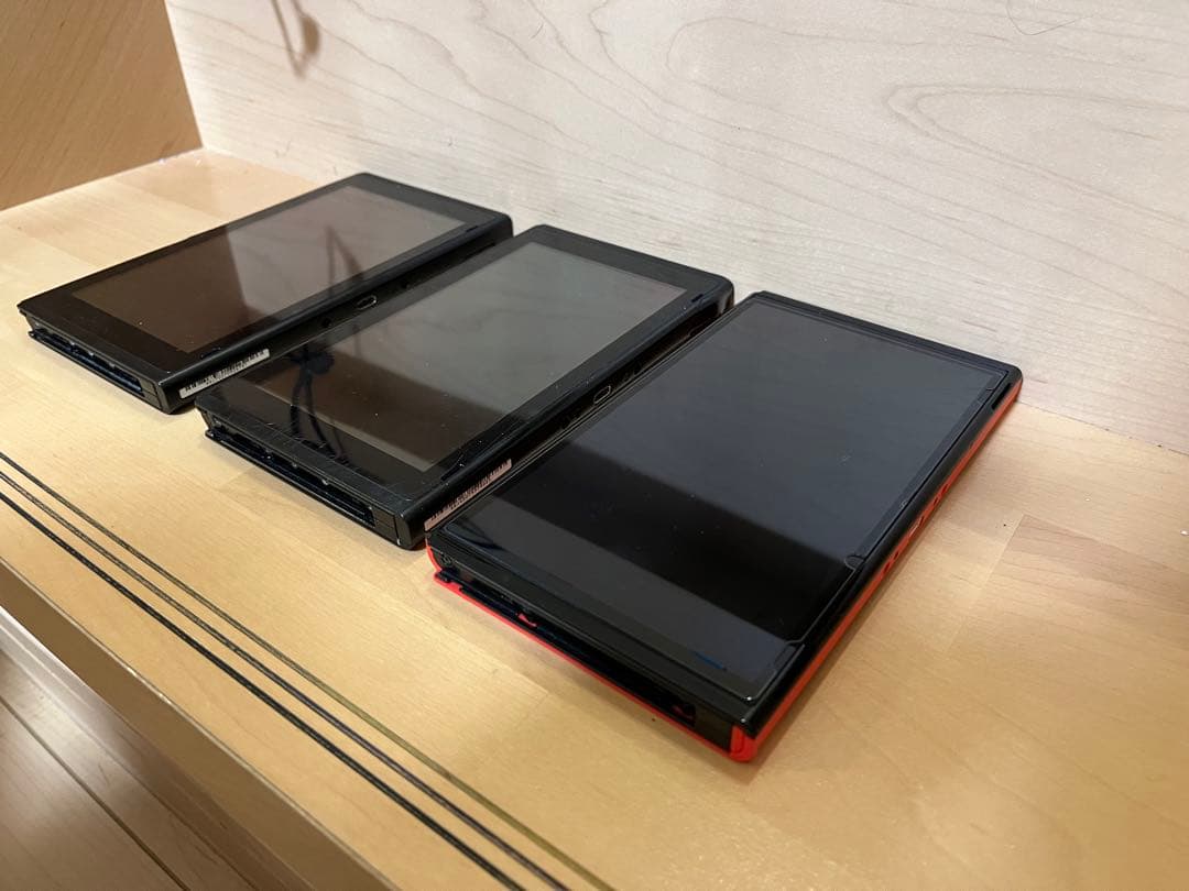 d*3様 Nintendo Switch 本体 3台 その他　ジャンク有り