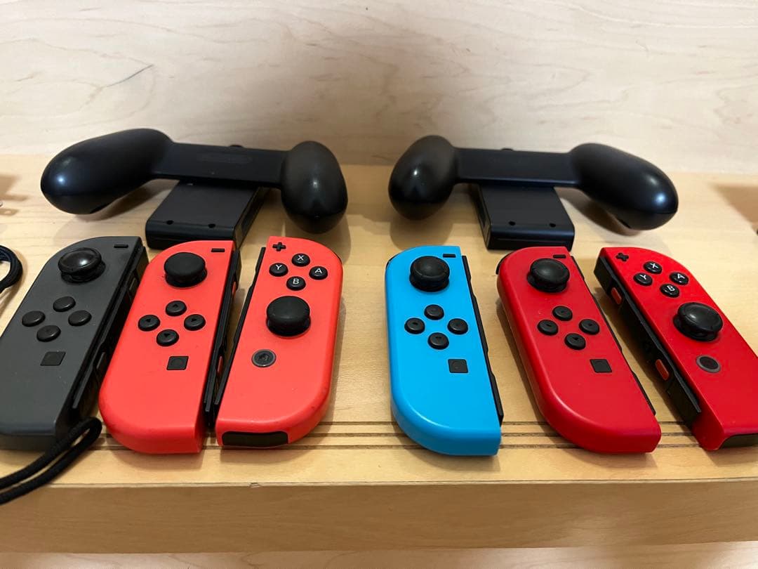 d*3様 Nintendo Switch 本体 3台 その他　ジャンク有り