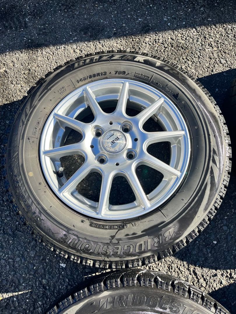 安さに挑戦　軽自動車用スタッドレスタイヤ4本セット