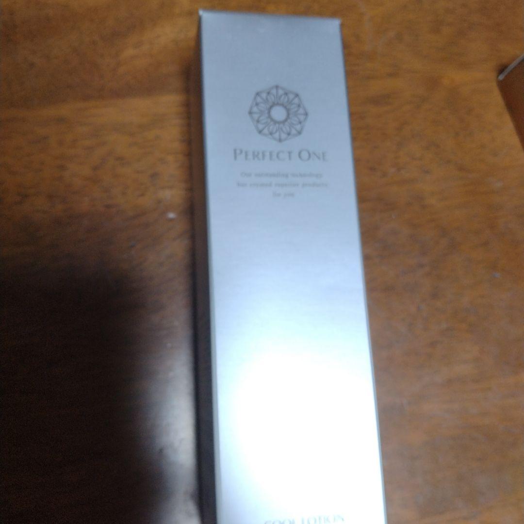 パーフェクトワン　リンクルストレッチジェル　　パック　化粧水　クリーム　ファンデ