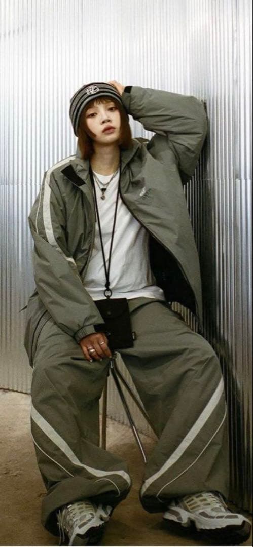 Vogue ‼️GAFH ガフ スノボウェアー セットアップ