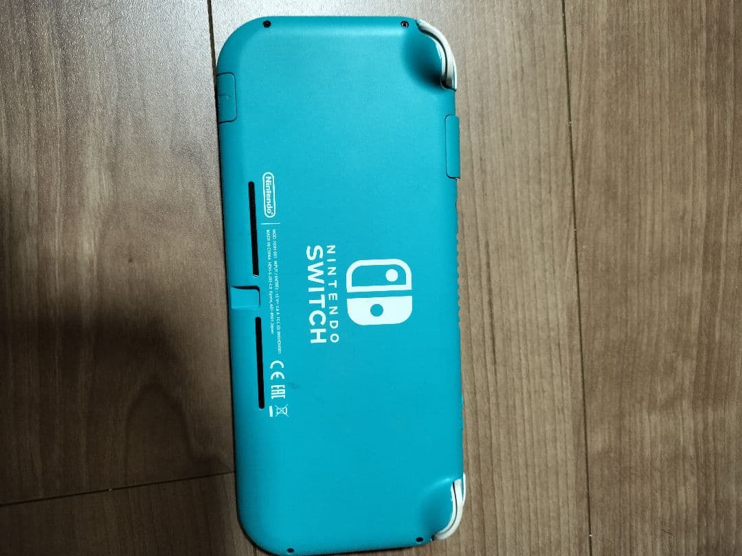Nintendo Switch Lite ターコイズ ひび割れあり　ジャンク