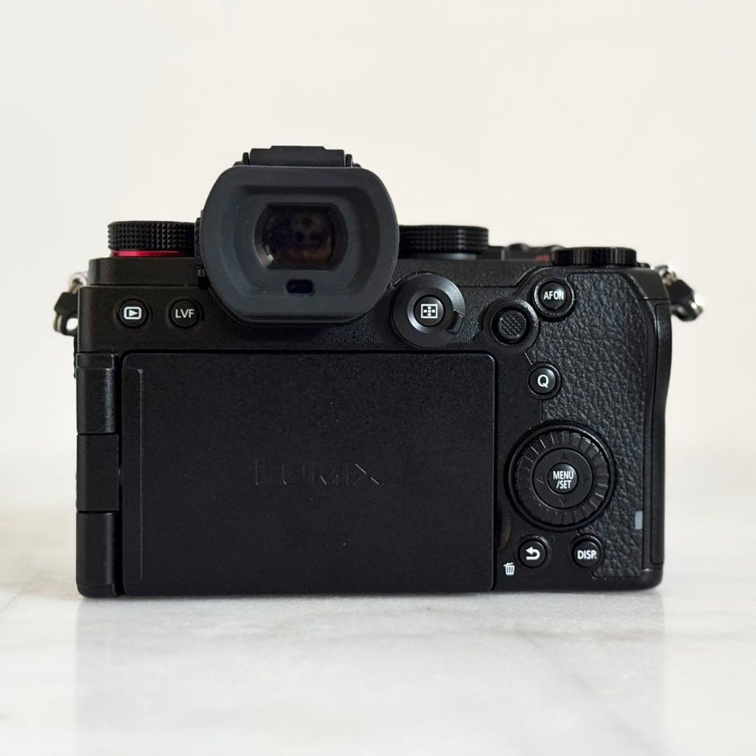 Panasonic LUMIX S5 ボディ フルサイズミラーレス 付属品完備