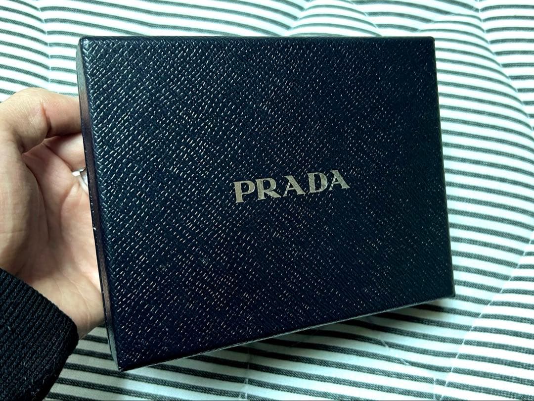 PRADA ブラック Re-Nylon ミニポーチ 1TT119