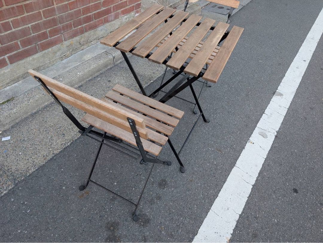 みみ　IKEA 屋外用テーブルセット　2セット