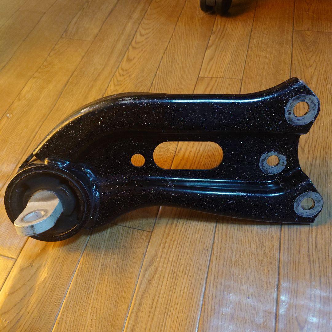30アルヴェル 純正加工 スウィングアーム