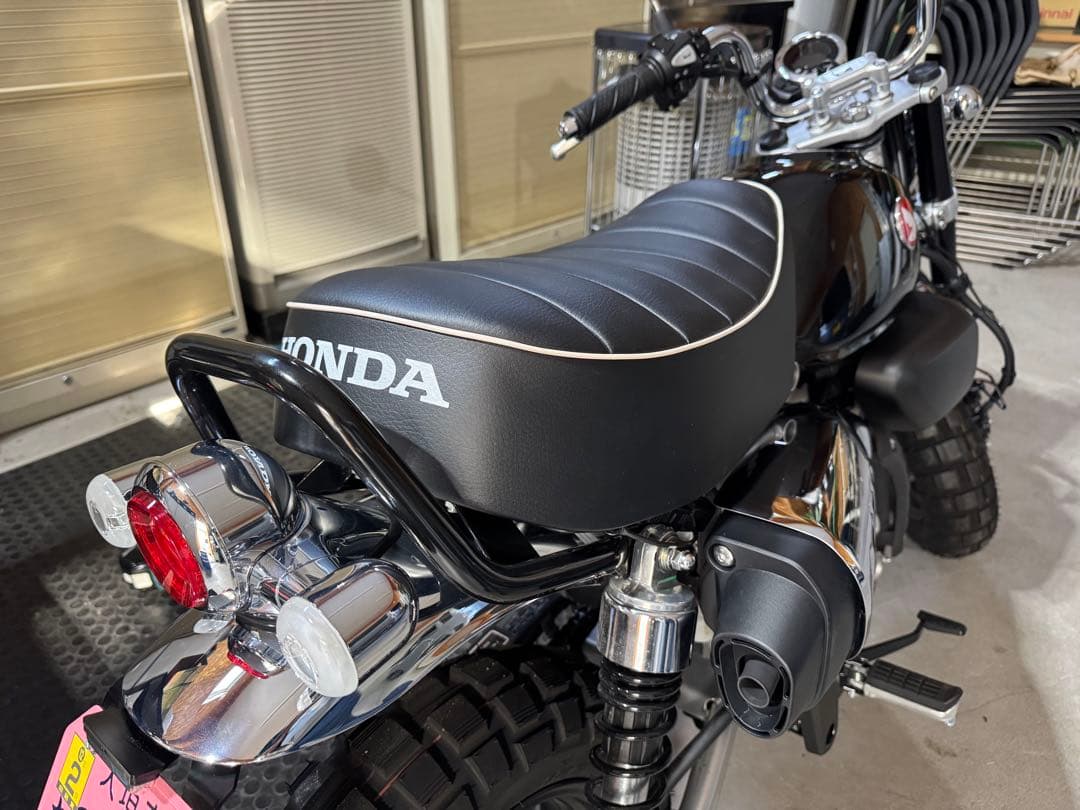 ！超美品！モンキー125 武川グラブバー　ブラックJB02 JB03 JB05