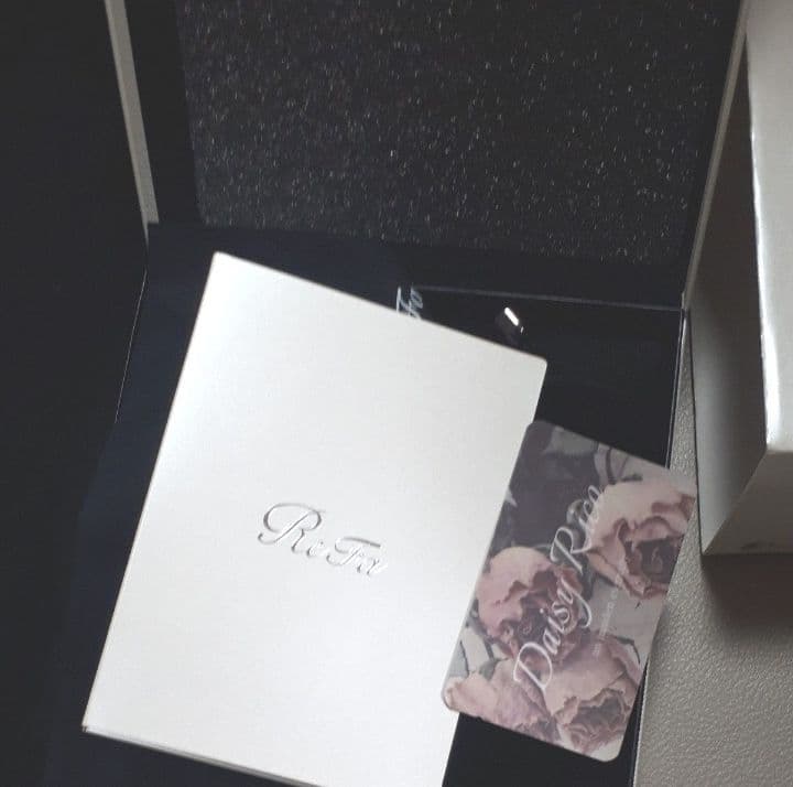 超美品 リファ ReFa RM-CR2339B SILVER 正規品