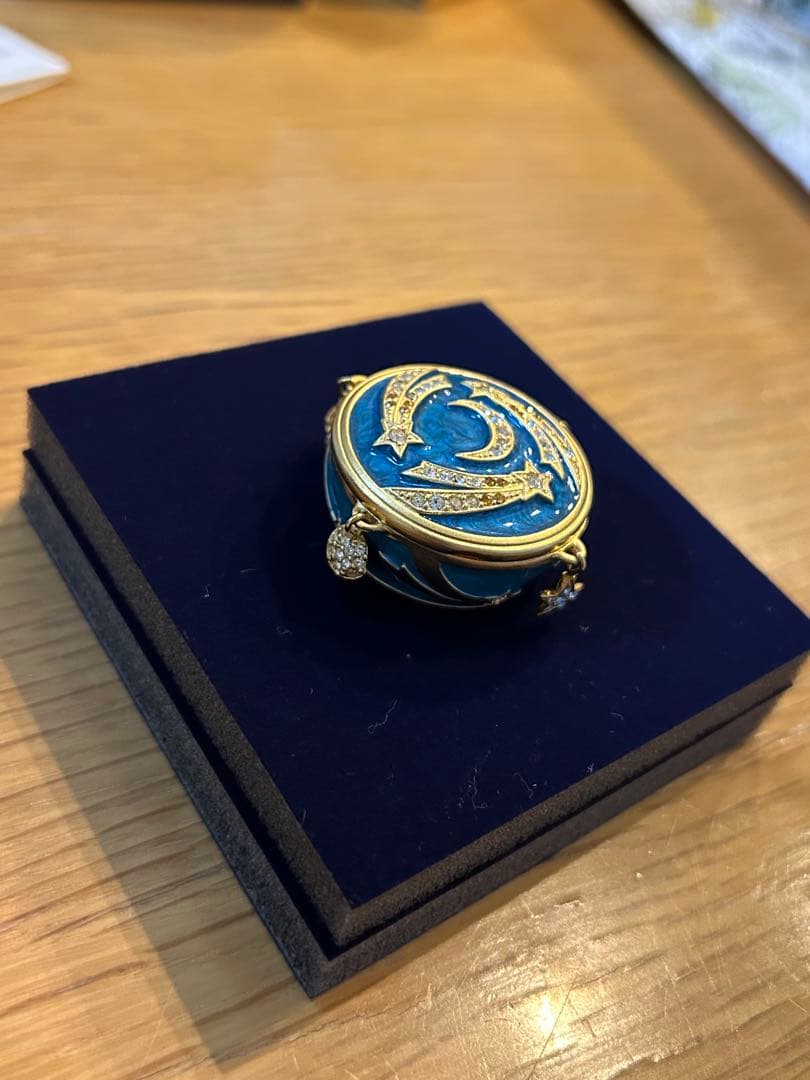 h*u様 ESTEE LAUDER 練り香水