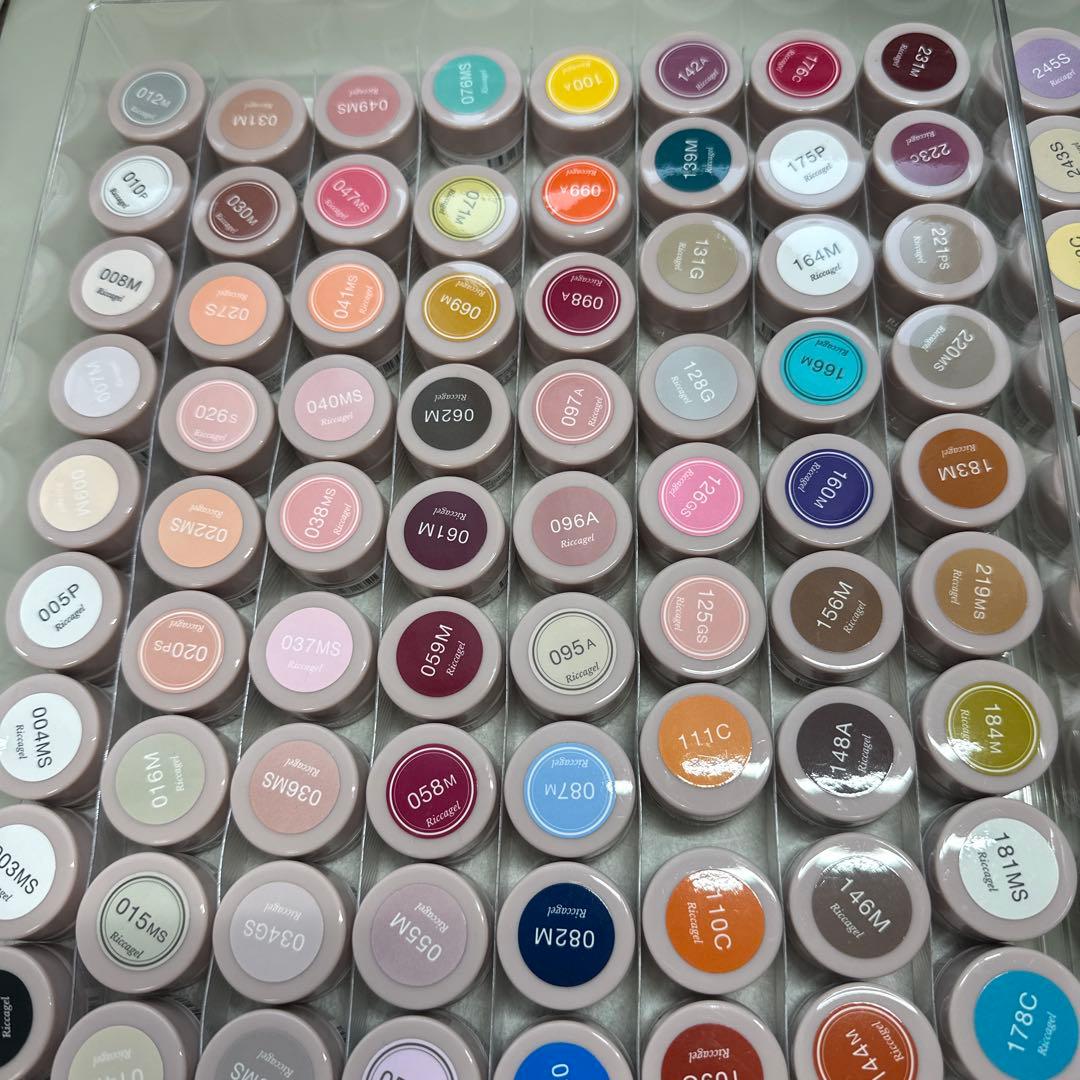 【美品】カラージェル各種 リッカジェル 大量 まとめ売り ケース付き 118色