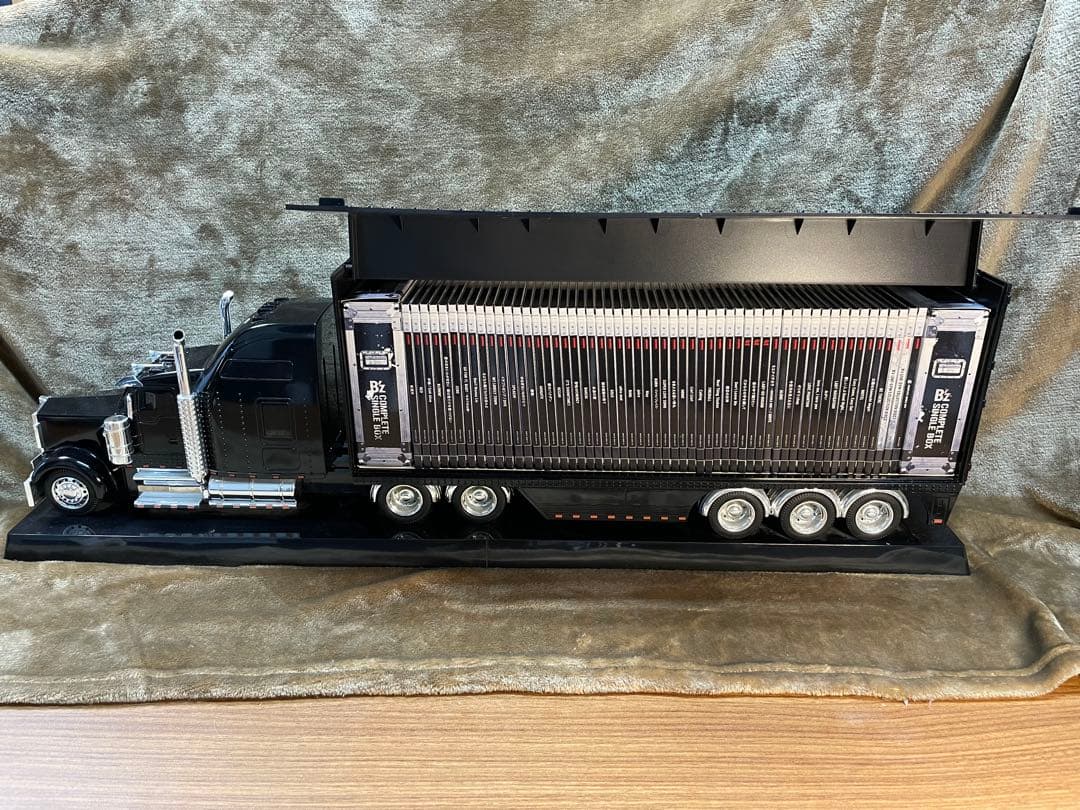 【B'z】トレーラー（COMPLETE SINGLE BOX）