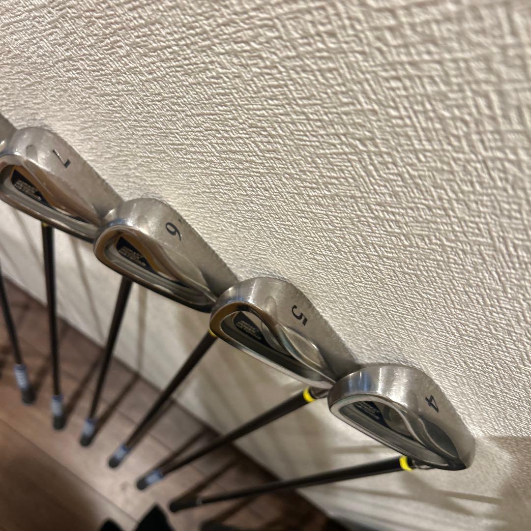 ゼクシオ4 メンズ R 13本　右利き　ゴルフクラブセット