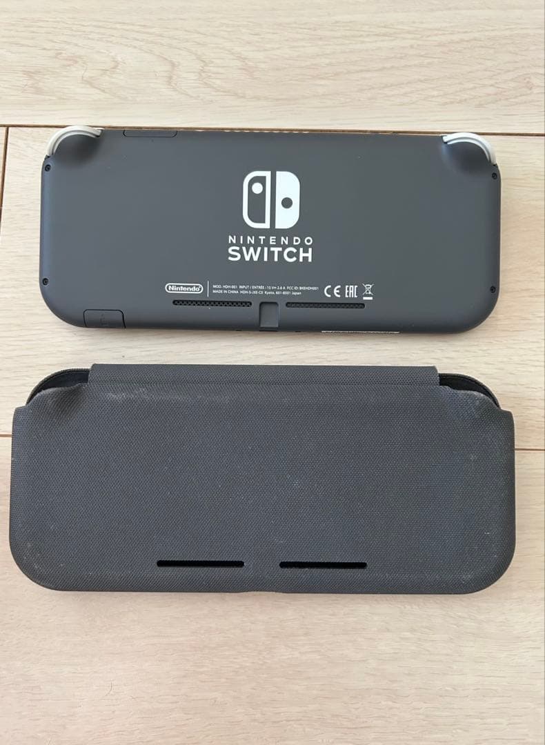 Nintendo Switch Lite ブラック 本体 ハードケース付き