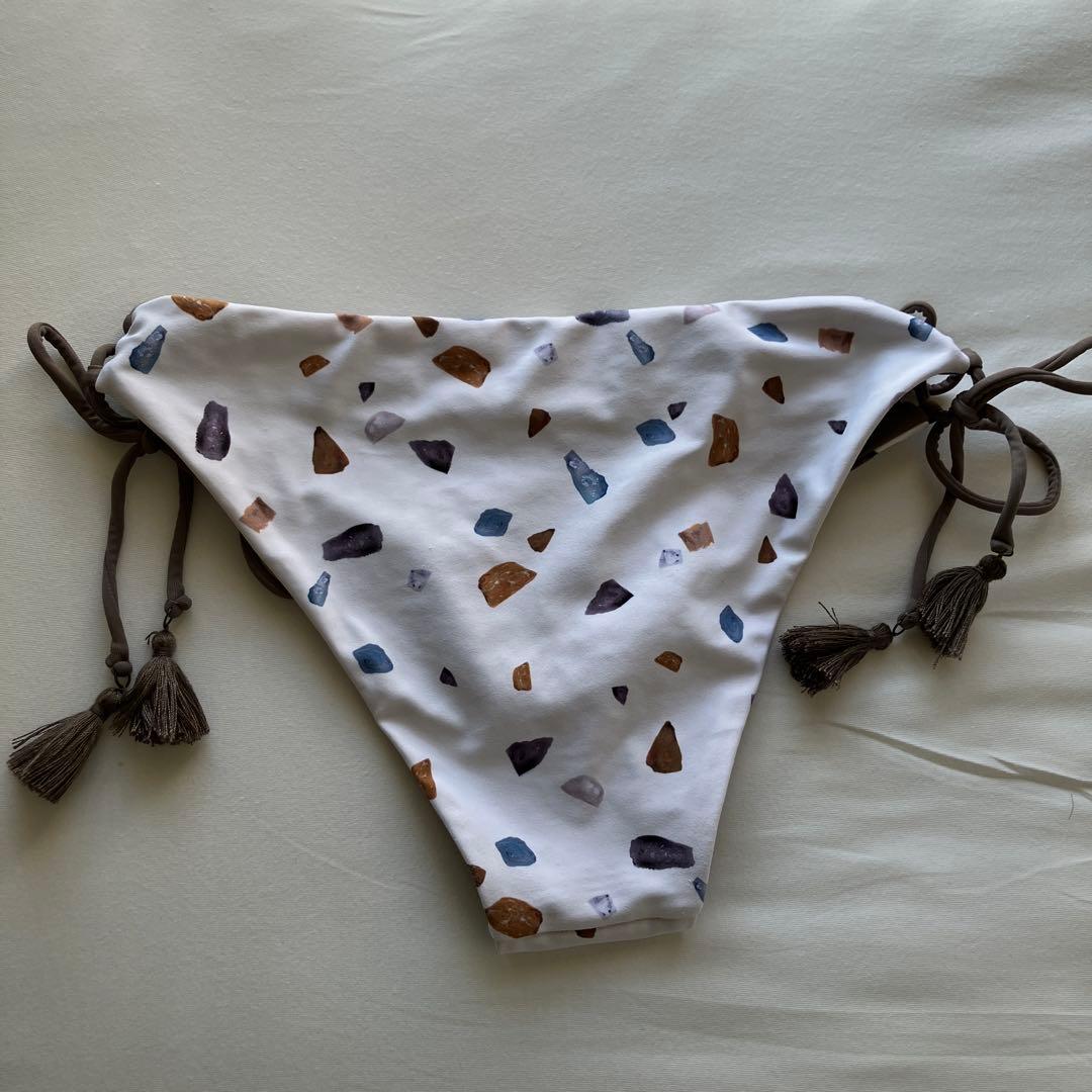 ALEXIASTAM 上S 下M