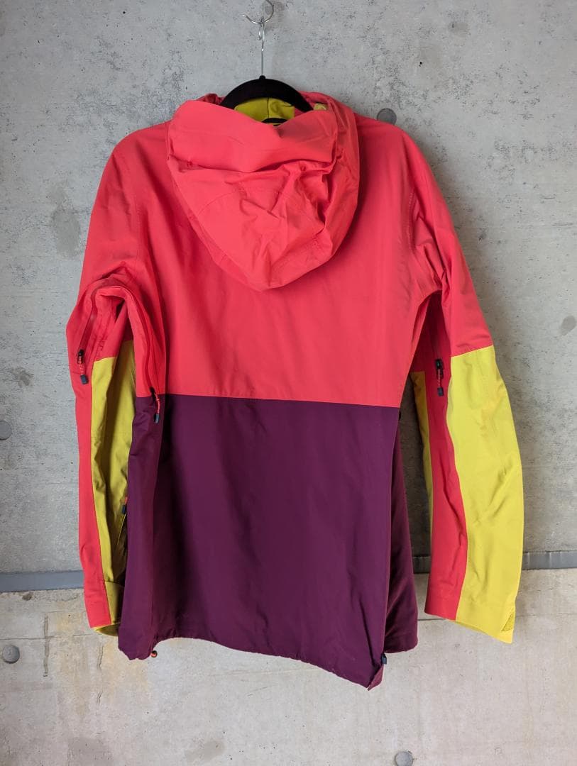 ウニコ様　美品　Ｍ　バートン　ＡＫ　ゴアテックス　ウェア　セット