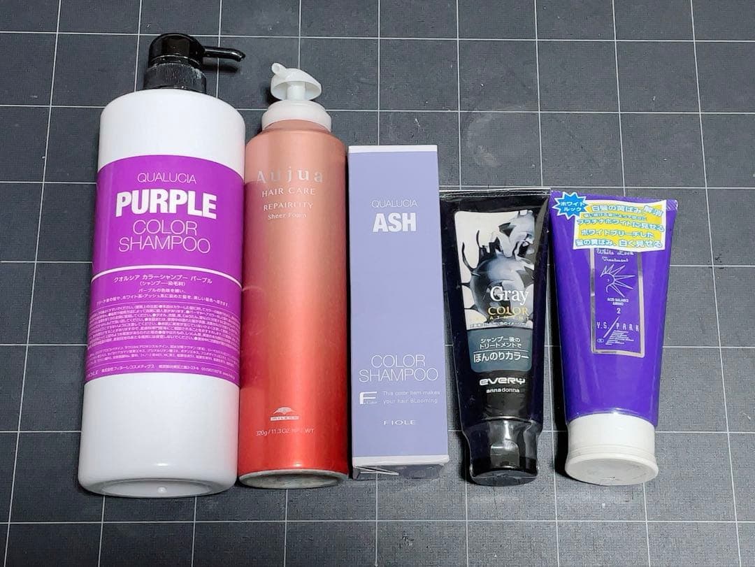 ヘアケアセット　カラーシャンプー　カラートリートメント