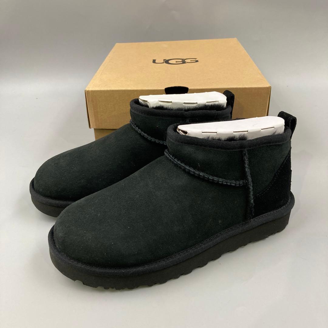☆新品未使用　UGG Classic Ultra Mini