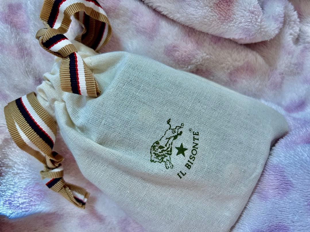 IL BISONTE グリーンレザーキーケース